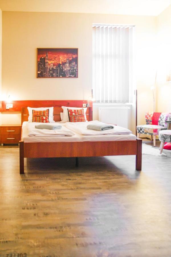Grand Hotel Jaromer Luaran gambar